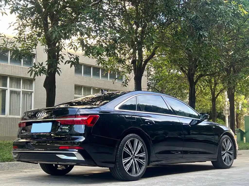 Audi A6L — миниатюра 5