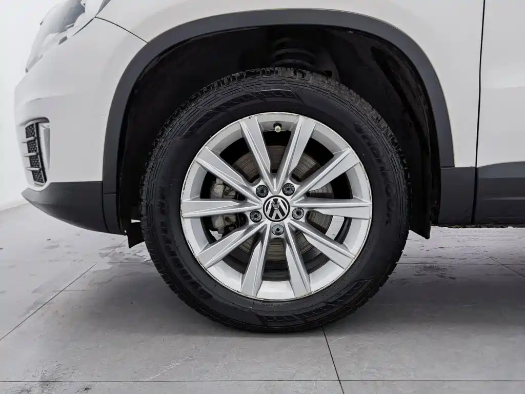 Volkswagen Tiguan — миниатюра 17