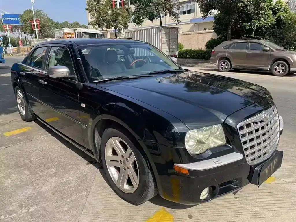 Chrysler 300C 2007 2.7L