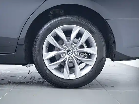 Toyota Avalon 2019 2.0L VI