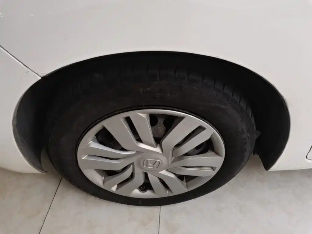 Honda Fit — миниатюра 23