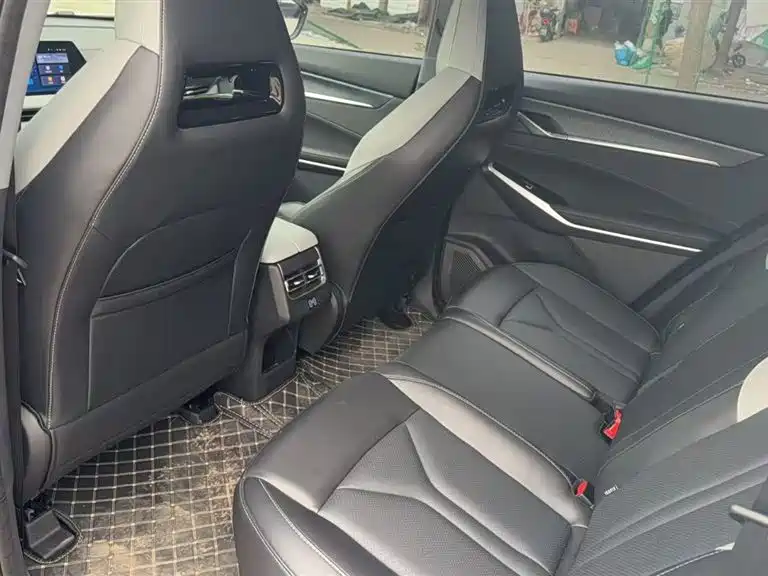 Changan CS75PLUS CS75 PLUS 2023 1.5T AT Luxury