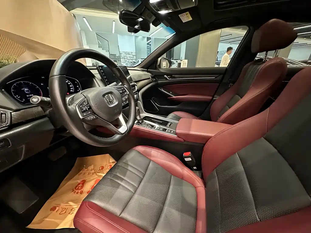 Honda Inspire — миниатюра 5