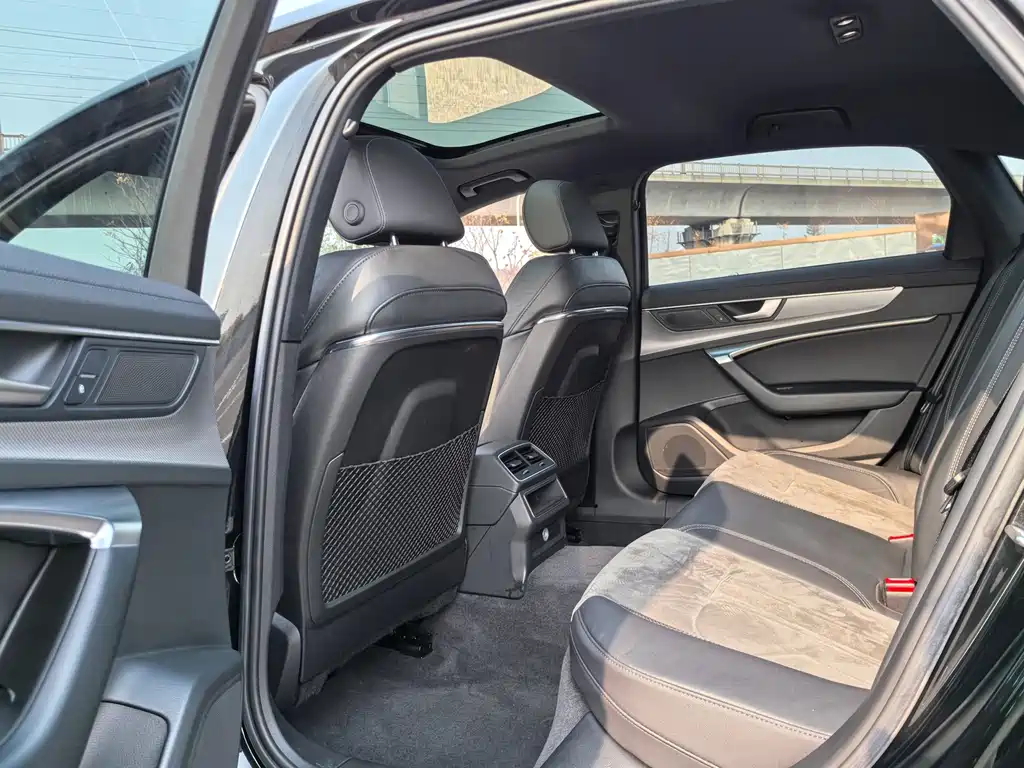 Audi A6L 2021 40 TFSI Luxury