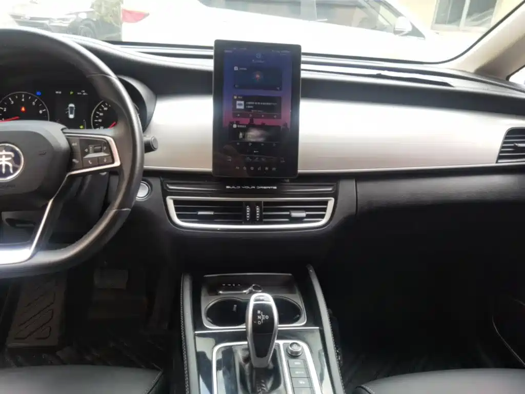 BYD MAX — миниатюра 13