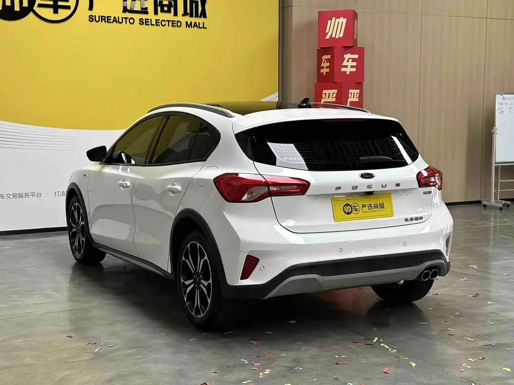 Ford Focus Active — миниатюра 4