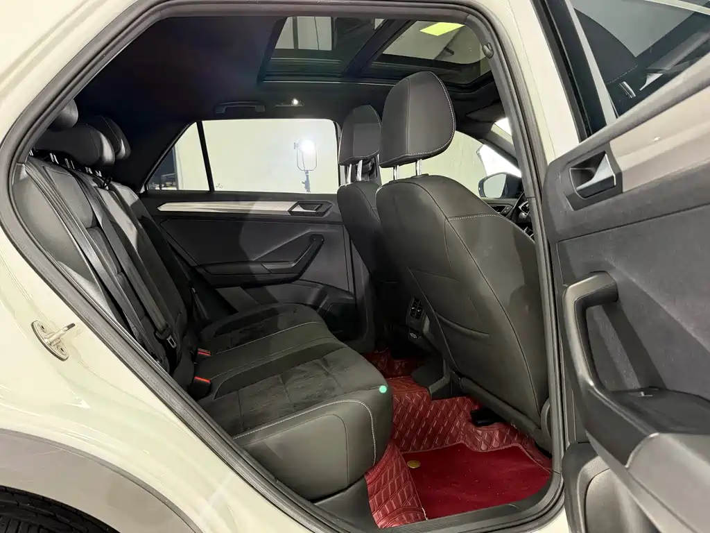 Volkswagen T-Roc 2022 280TSI DSG R-Line Pro PLUS