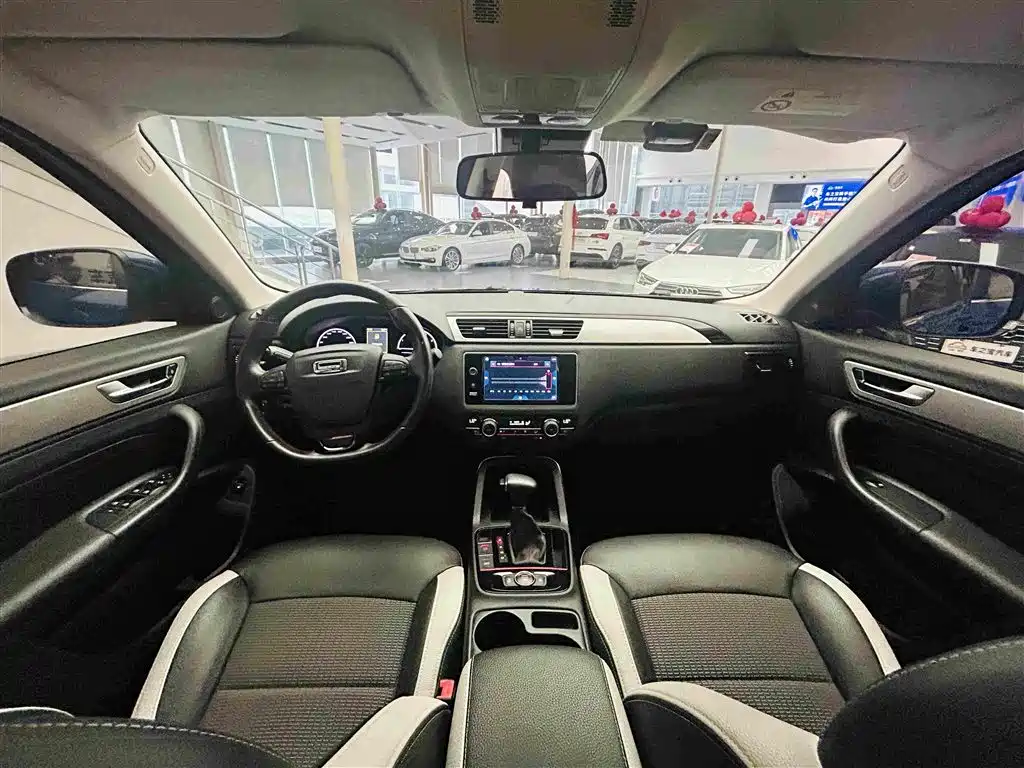 Qoros Qoros 5 — миниатюра 15