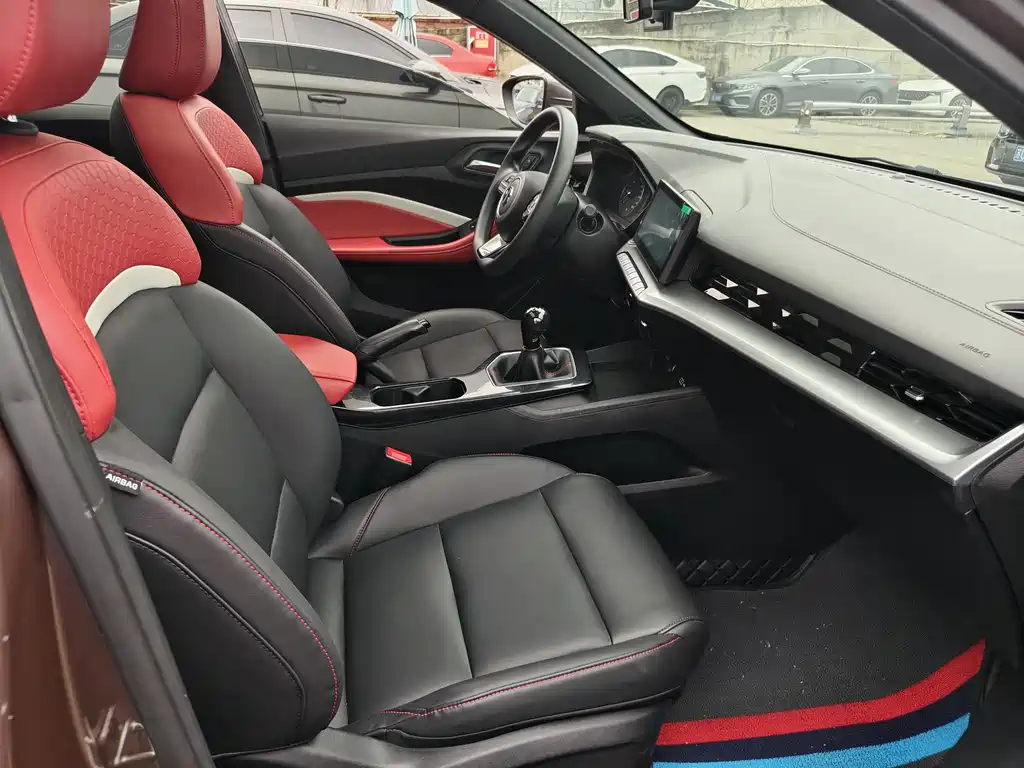 MG 5 2023 180DVVT MT
