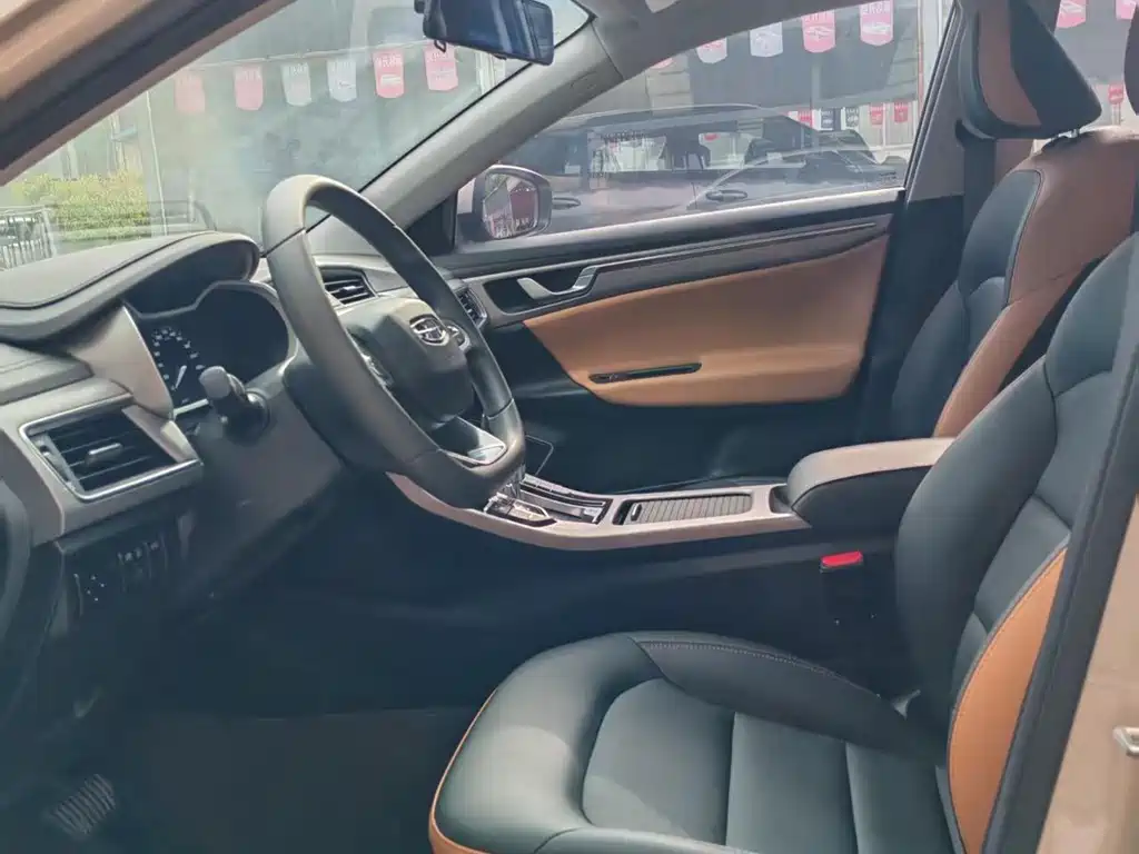 Geely Emgrand GL — миниатюра 4