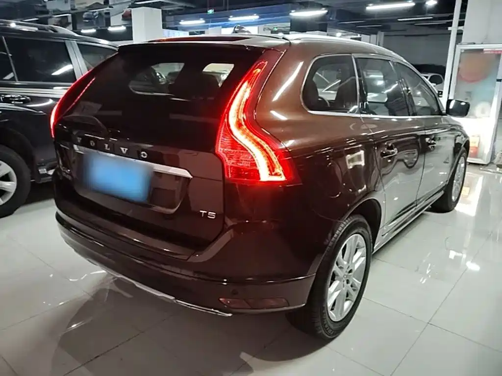 Volvo XC60 — миниатюра 7