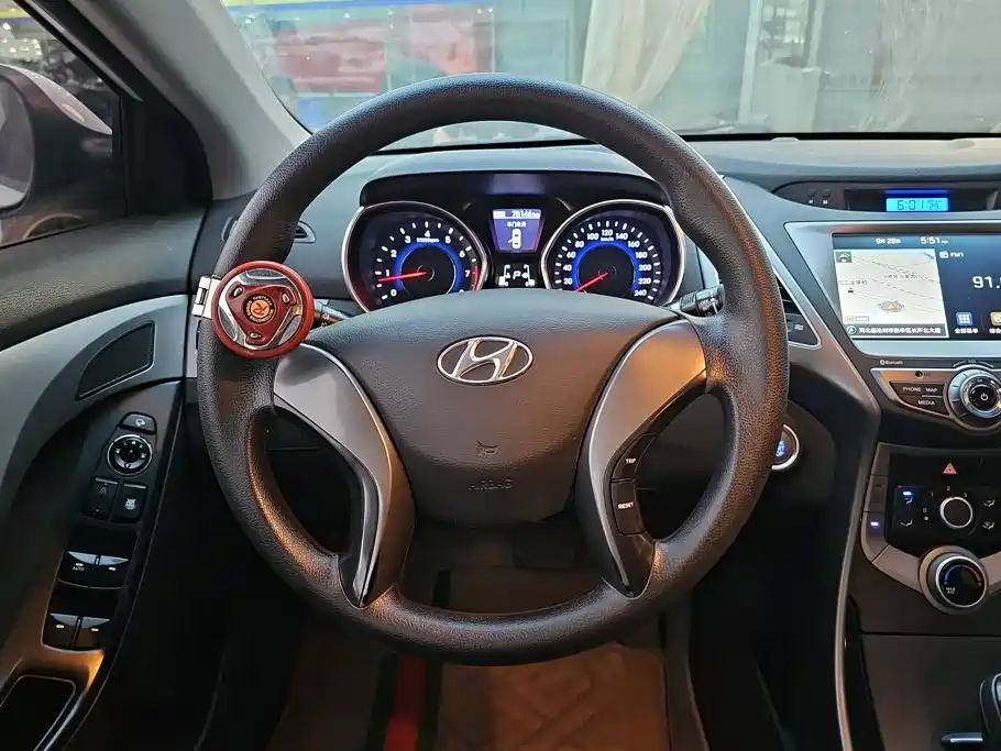 Hyundai Elantra Langdong — миниатюра 15