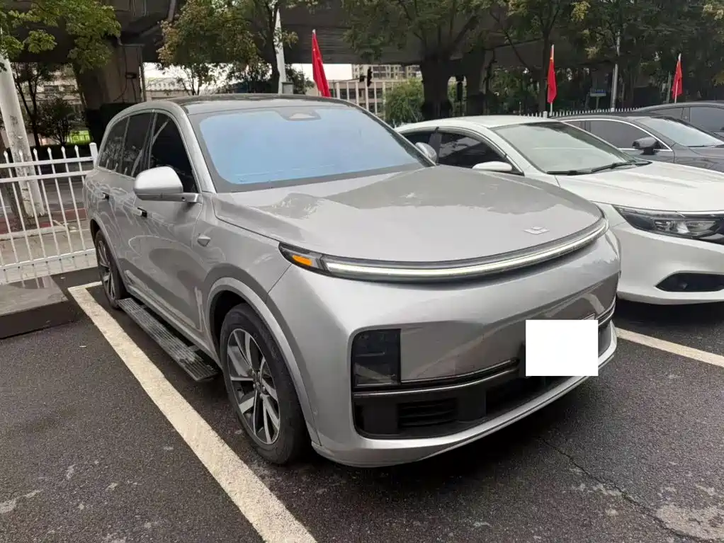 Li Auto Li L8 — миниатюра 2