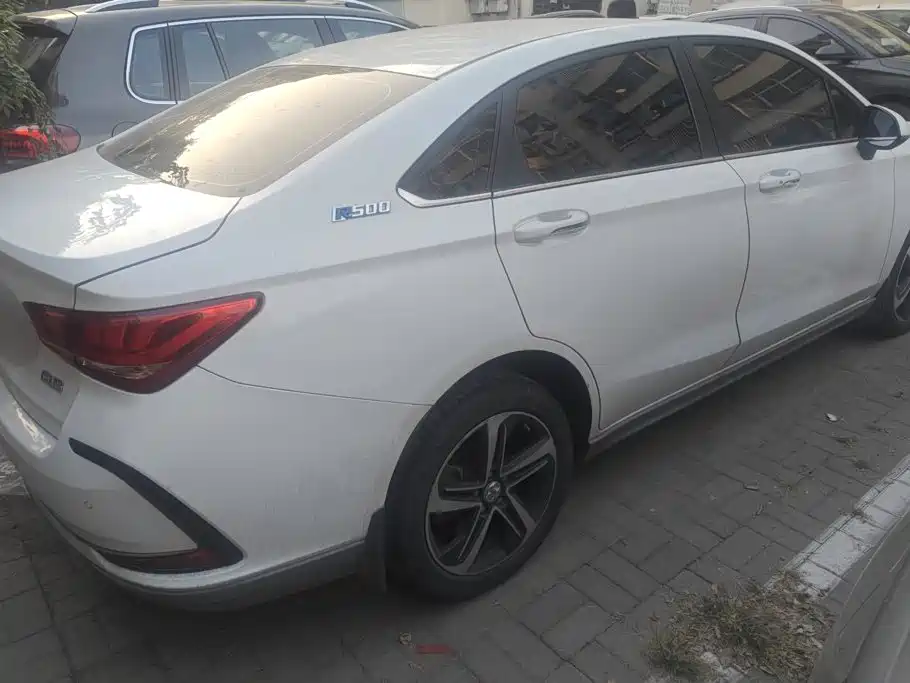 BAIC EU5 — миниатюра 3
