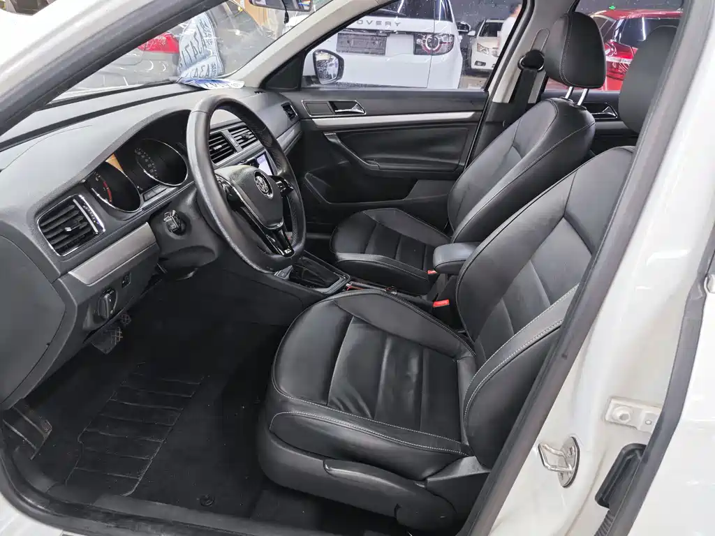 Volkswagen Lavida — миниатюра 8