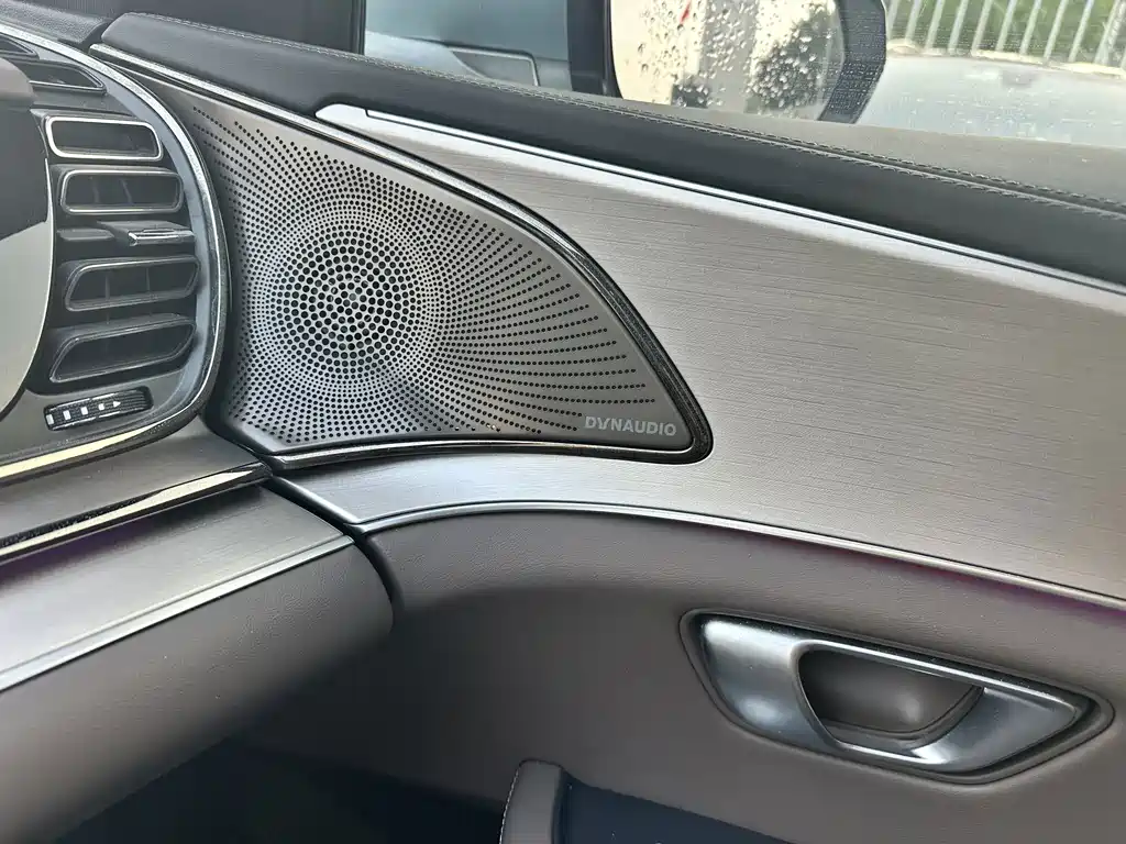 BYD Han — миниатюра 20