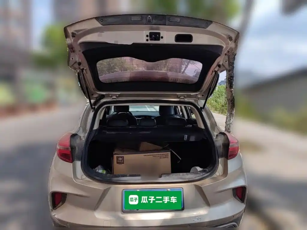 Geely Emgrand GS — миниатюра 15