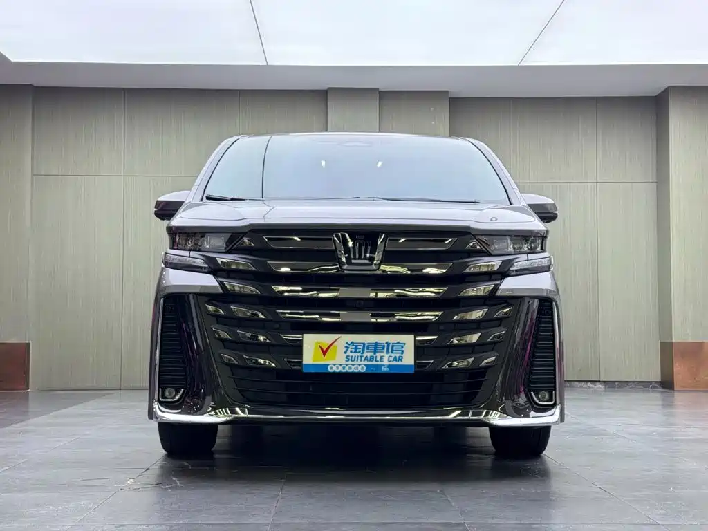 Toyota Vellfire — миниатюра 2