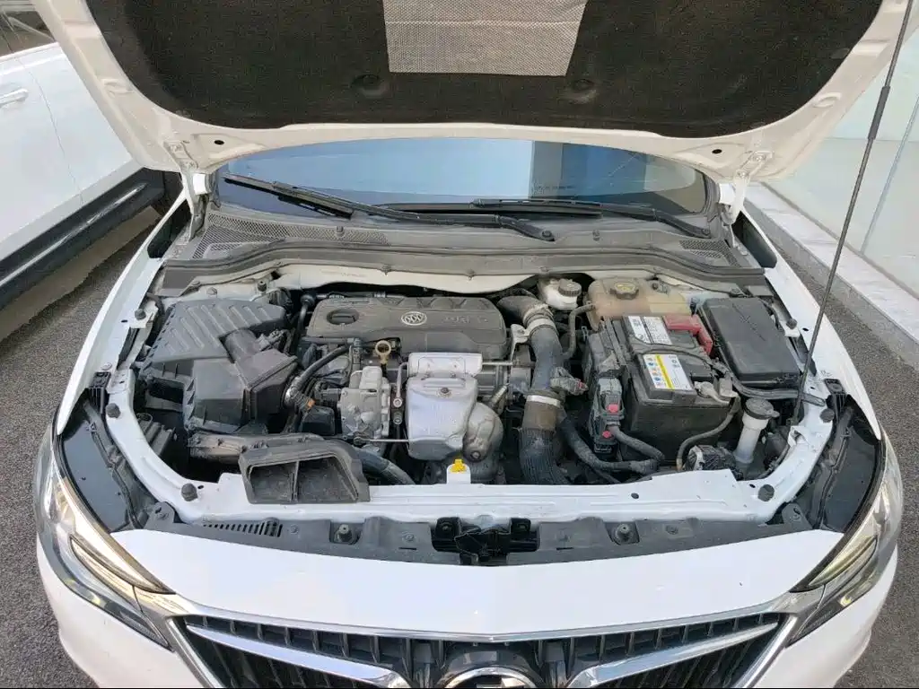 Buick Excelle — миниатюра 11