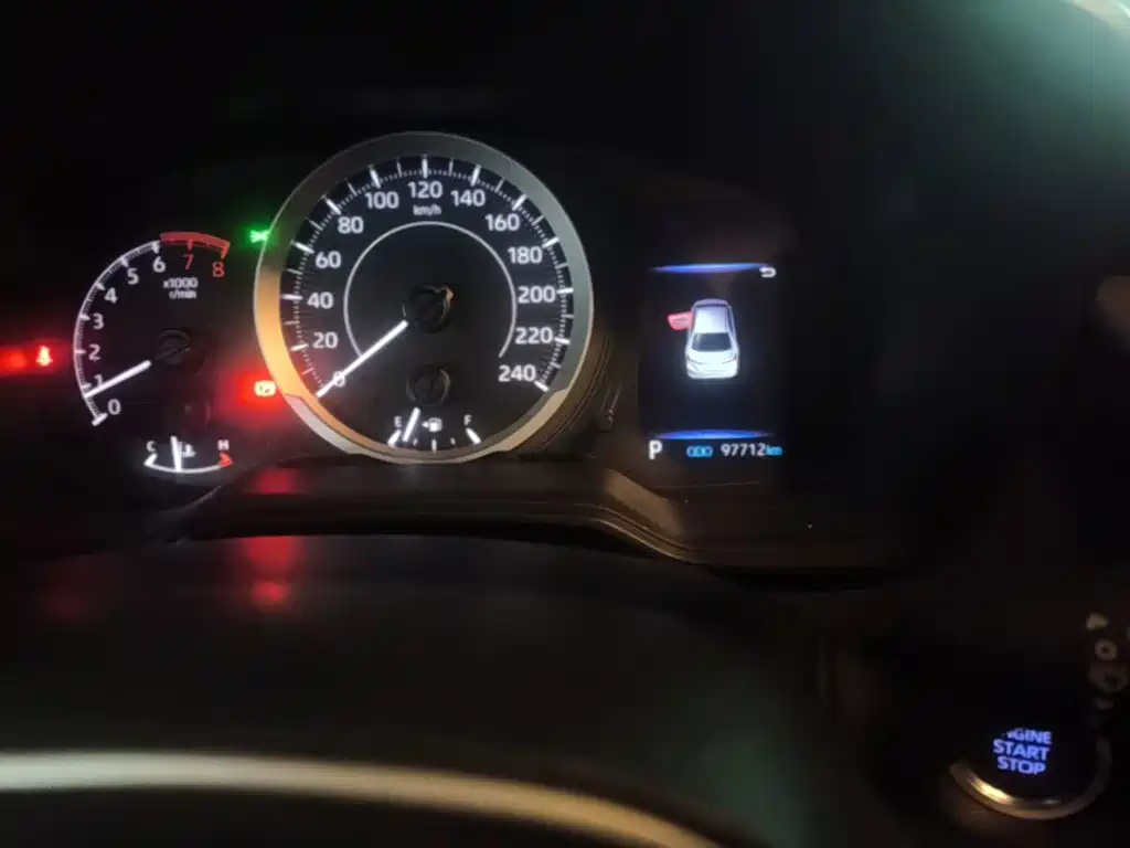 Toyota Corolla — миниатюра 12
