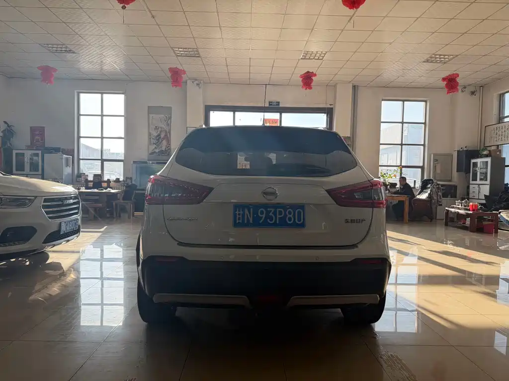 NISSAN QASHQAI