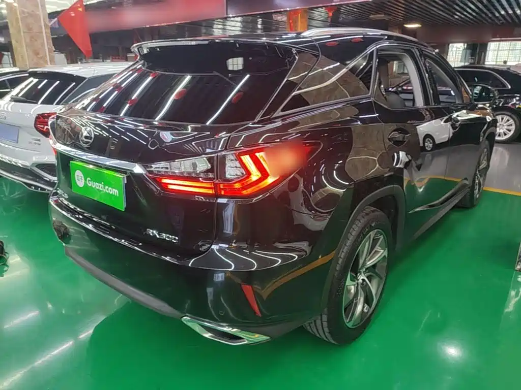 Lexus RX — миниатюра 7