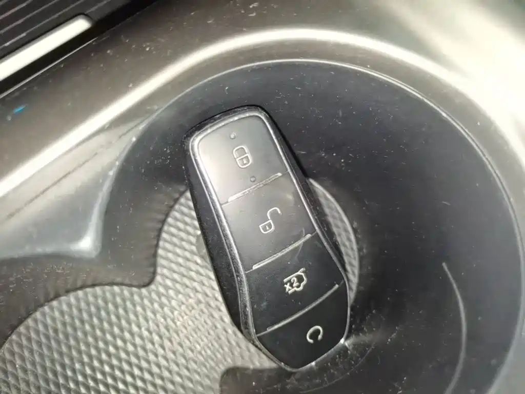 BYD Dolphin — миниатюра 9