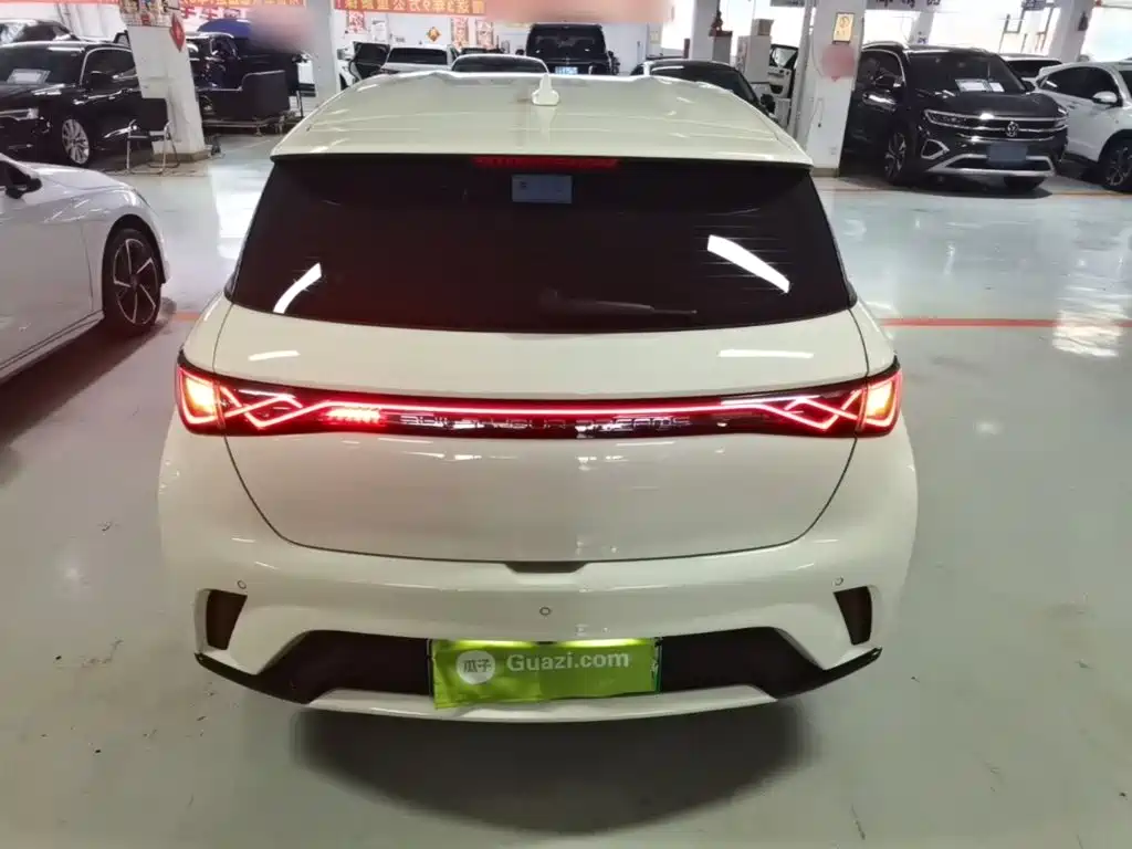 BYD Dolphin — миниатюра 6