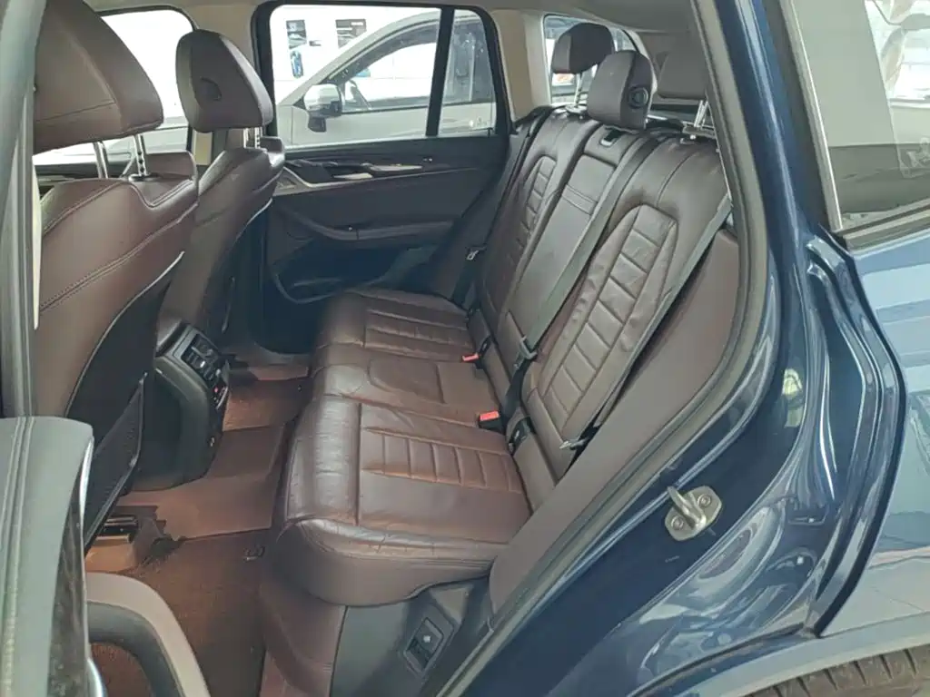BMW X3 — миниатюра 17