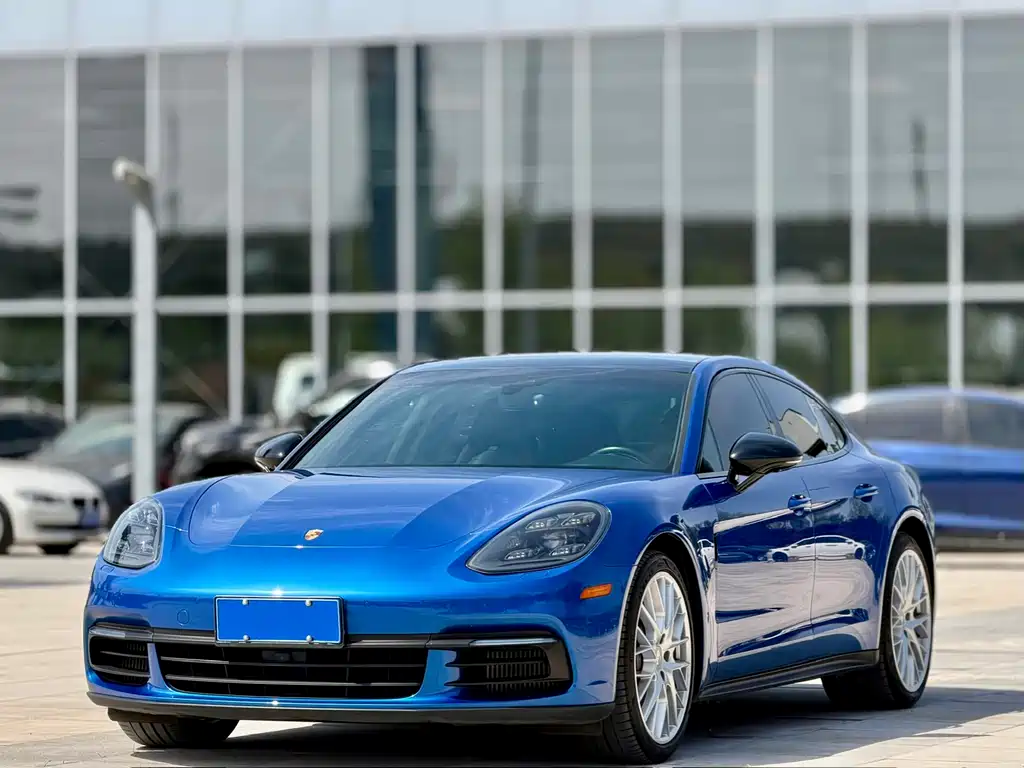 Porsche Panamera 2019