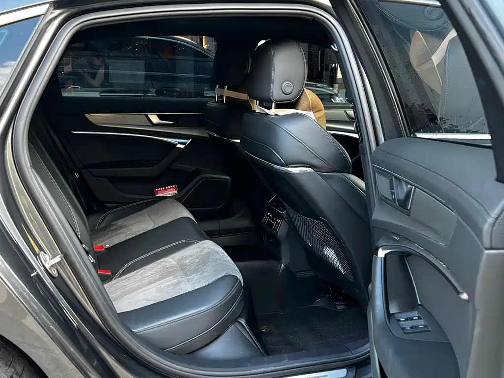 Audi A6L — миниатюра 24