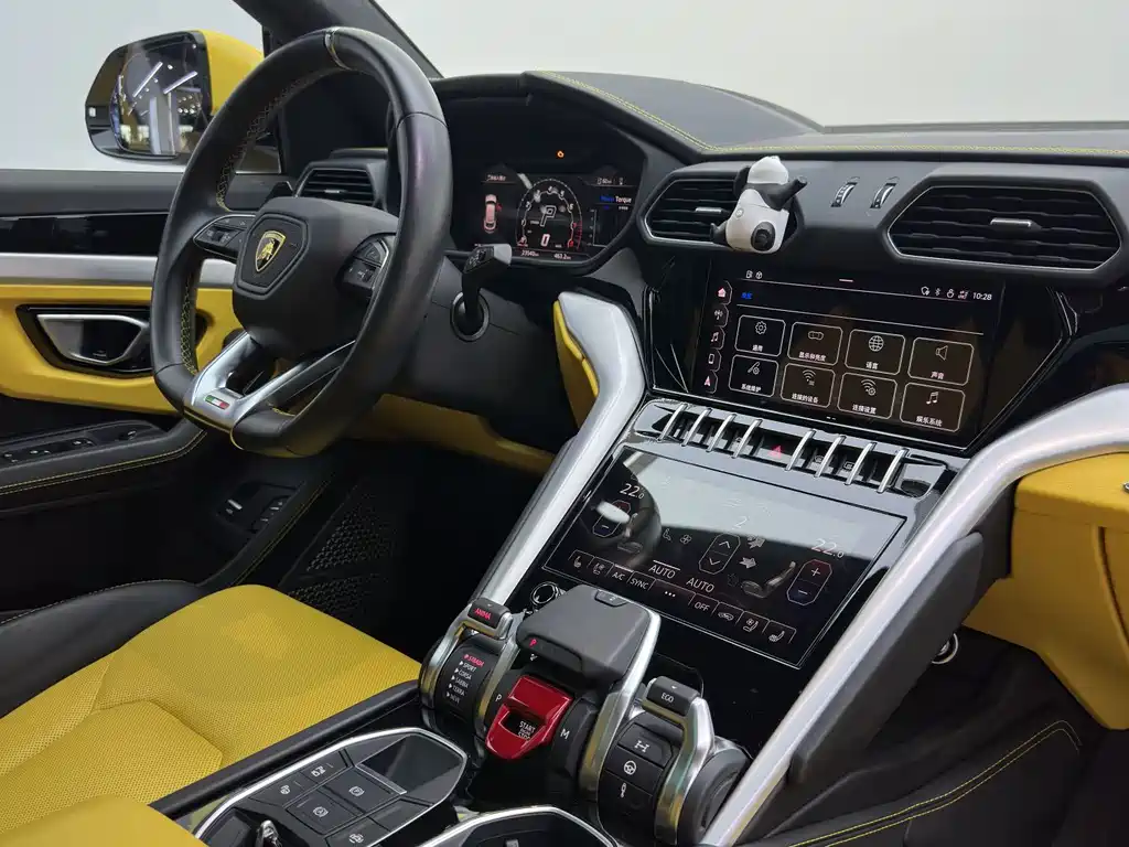 Lamborghini Urus — фотографии объявления, Фото 13