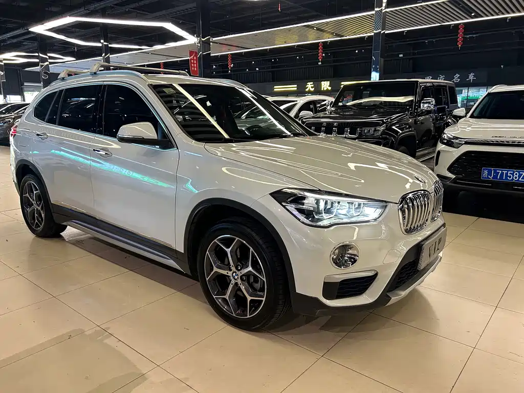 BMW  X1