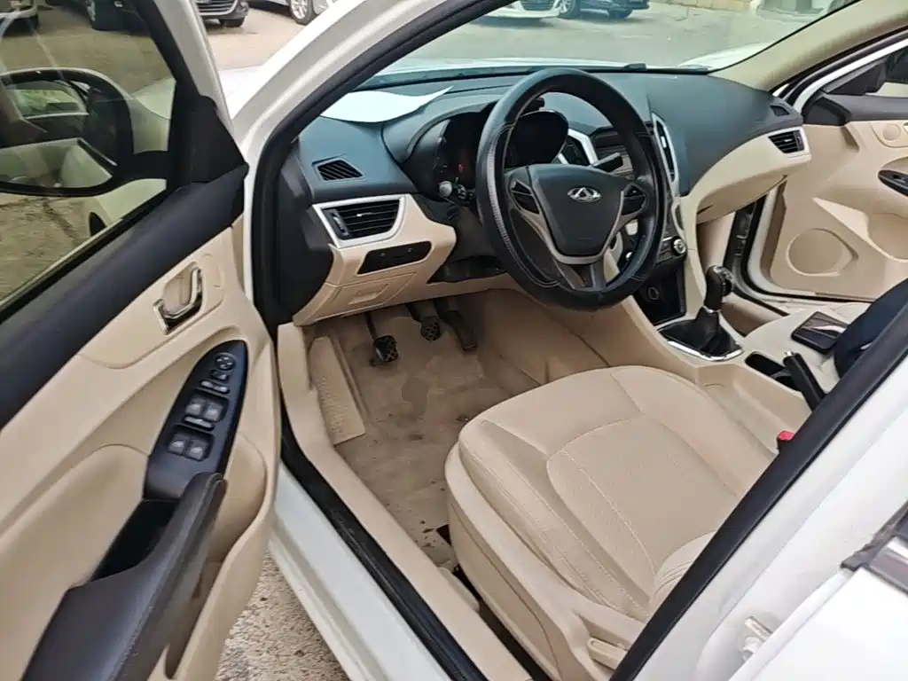 Chery Arrizo 7 — миниатюра 16