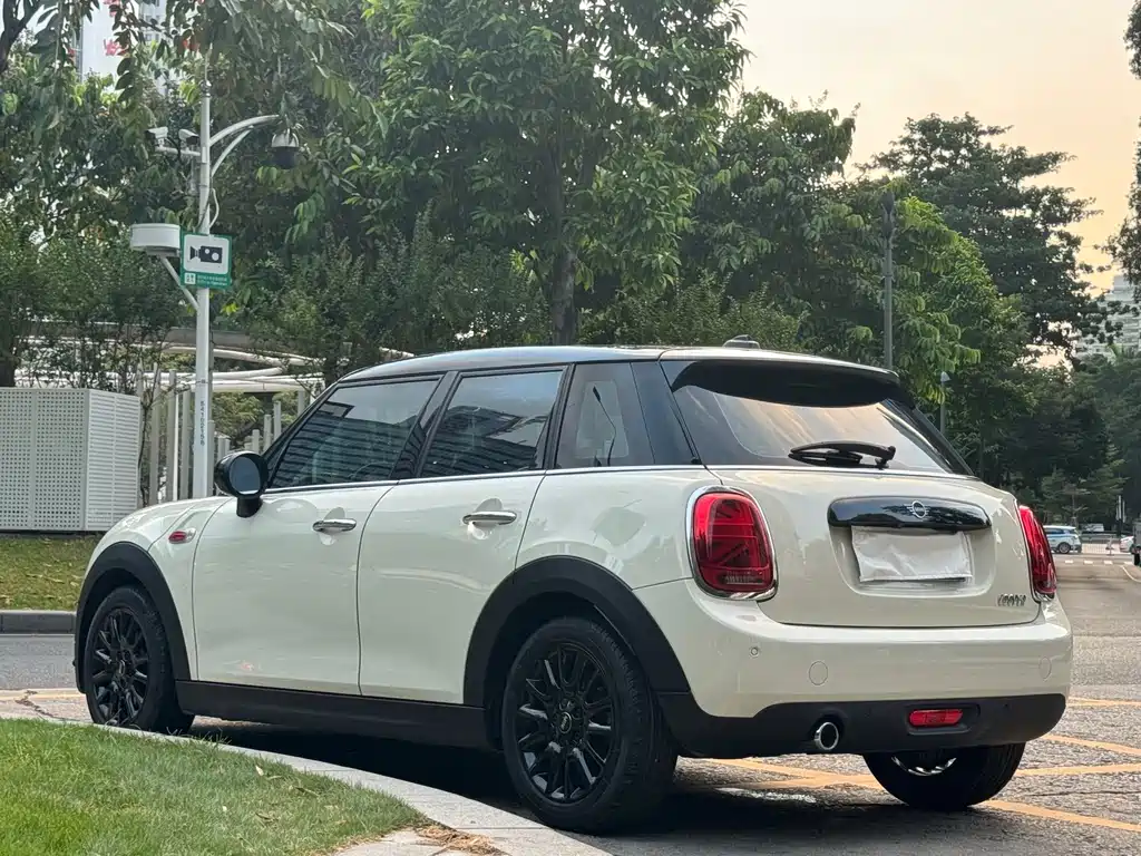 MINI Mini — миниатюра 16