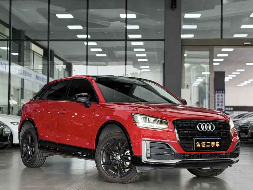 AUDI Q2L