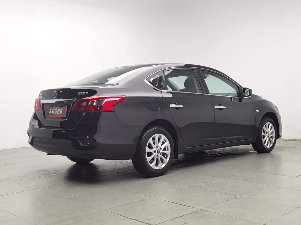 Nissan Sylphy 1.6 л 2022 г. Чёрный, пробег 41000 км