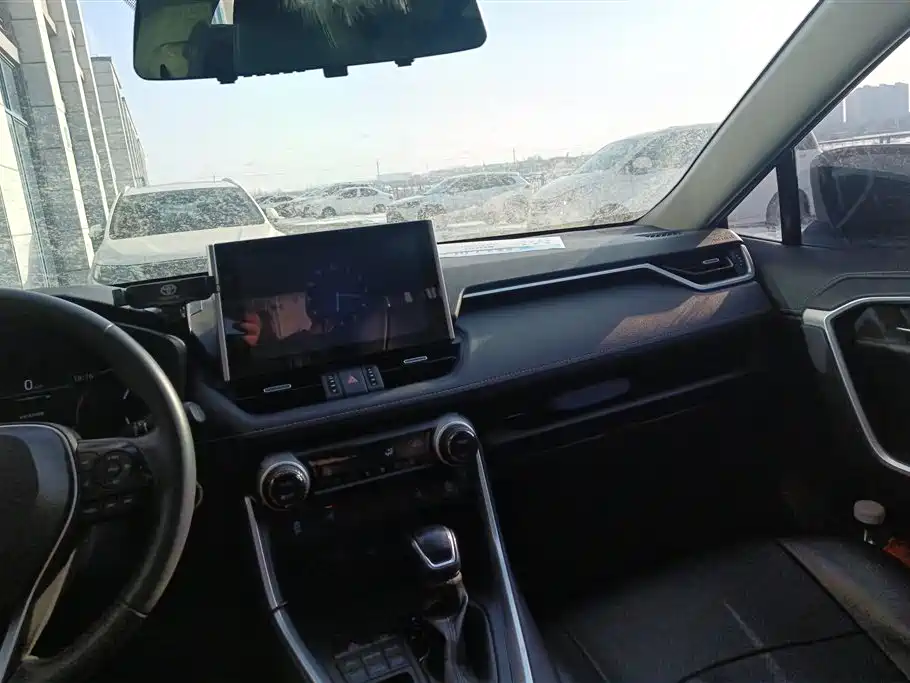 TOYOTA RAV4 RONGFANG