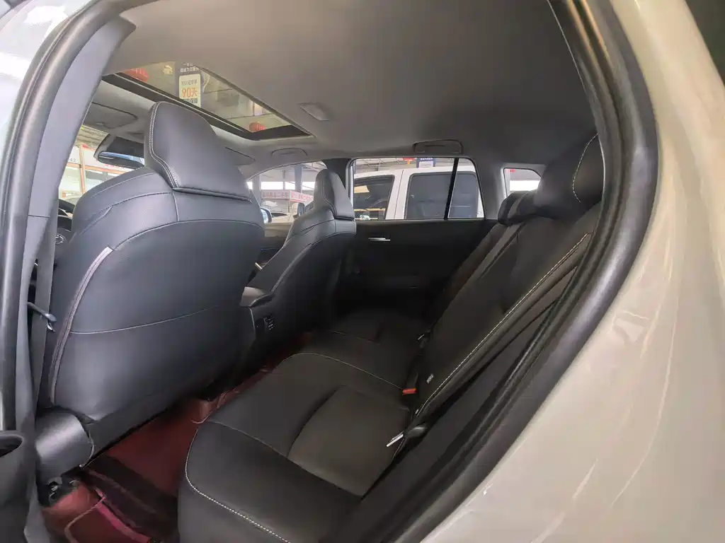 Toyota Frontlander — миниатюра 11