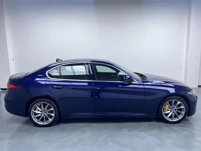 ALFA ROMEO GIULIA