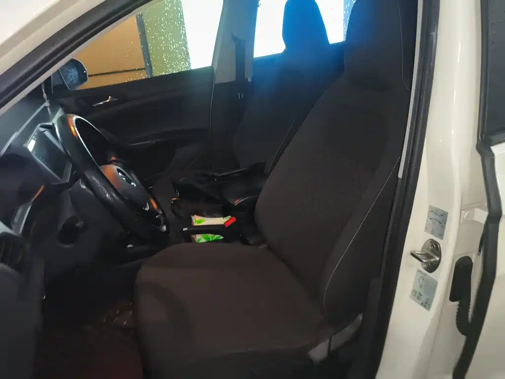 Volkswagen T-Cross 2021 1.5L AT