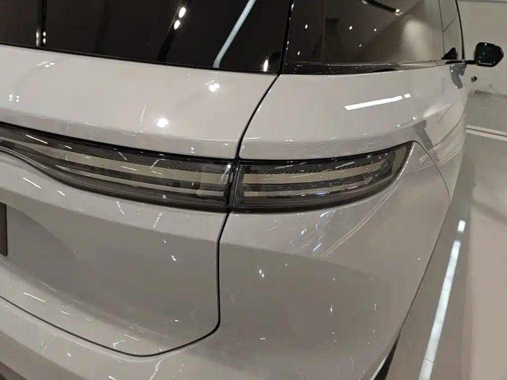 NIO ES8 2023 100kWh Executive