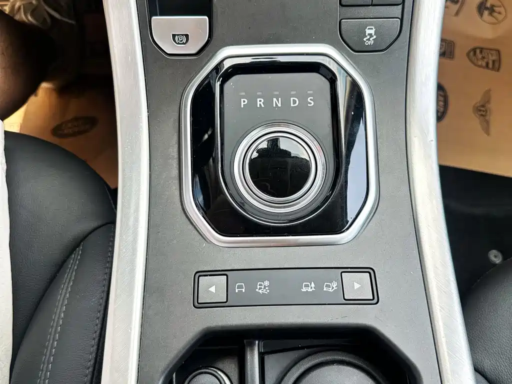 Land Rover Evoque — миниатюра 13
