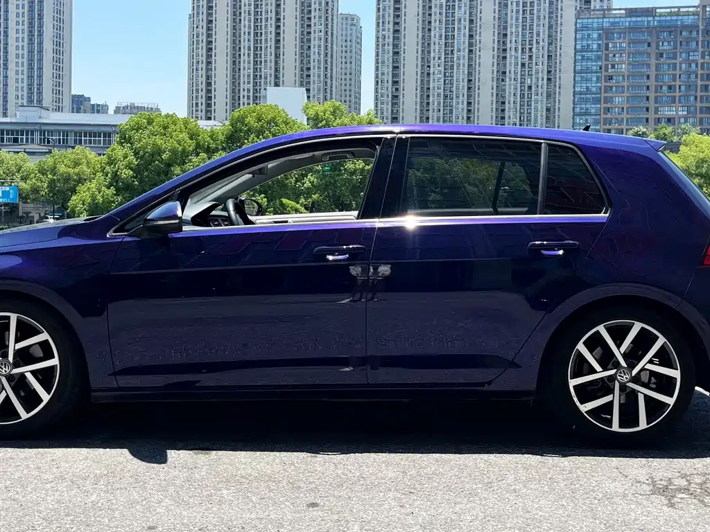 Volkswagen Golf — миниатюра 7