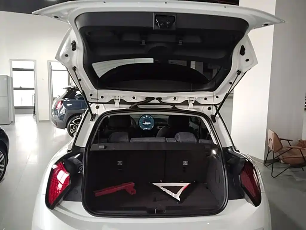 MINI MINI COOPER EV — миниатюра 19