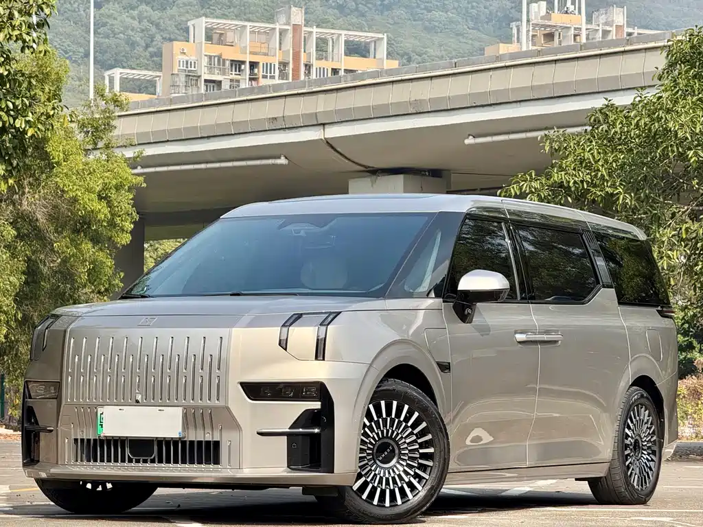 ZEEKR EXTREME KRYPTON 009