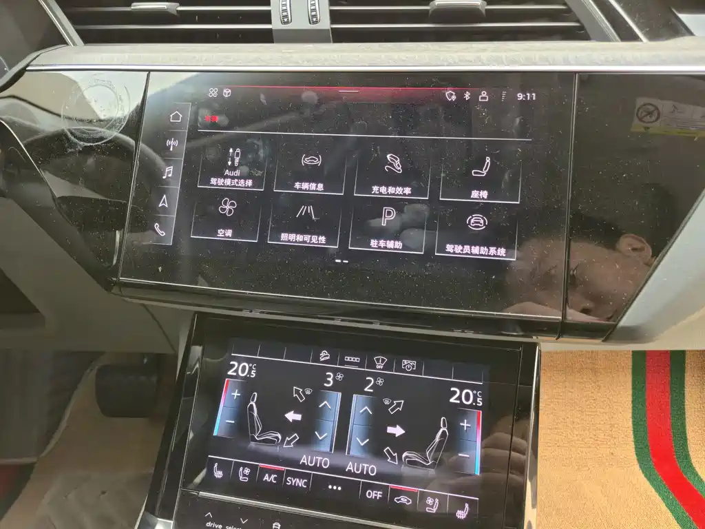 Audi e-tron (Import) — миниатюра 18