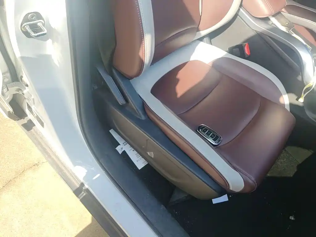 Geely Boyue — миниатюра 25