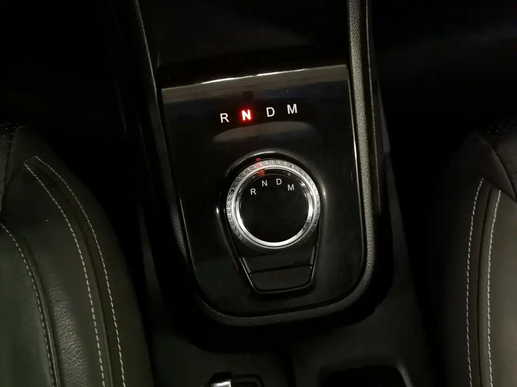 Baojun 310W — миниатюра 13