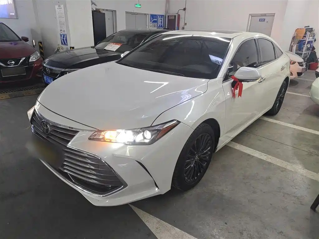 Toyota Avalon 2019